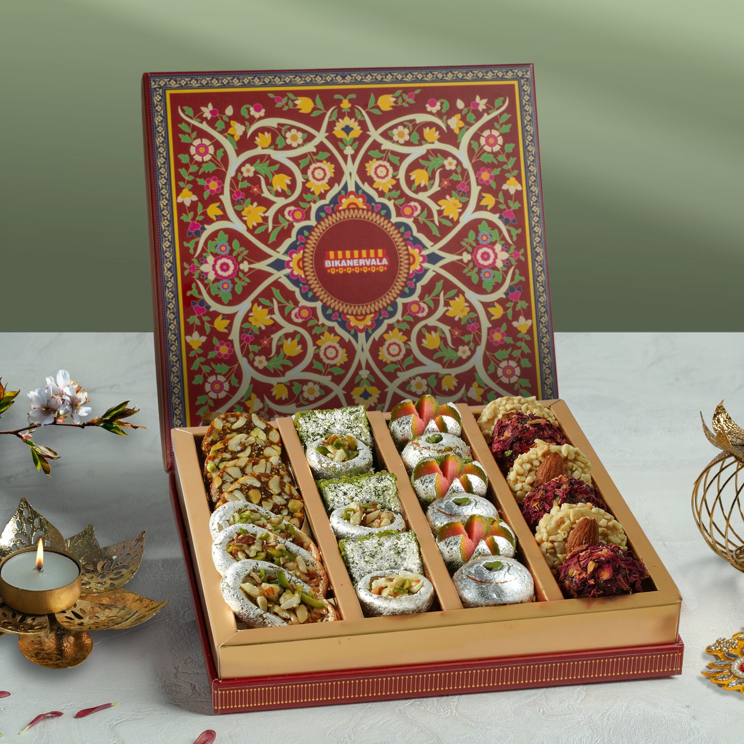 Aangan Bahaar | 700g sweetbox